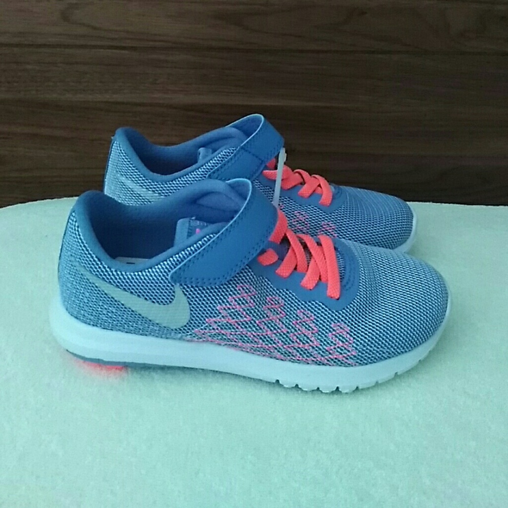 New Nike 'Flex Fury 2' Athletic Shoe size 11